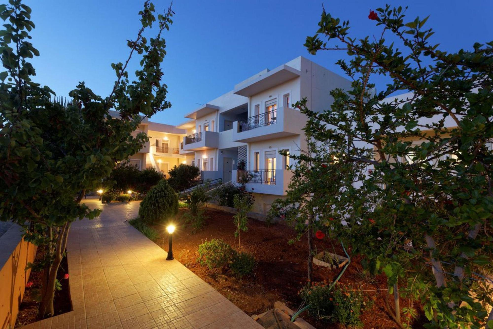 Fotis Studios Apartments Gouvai Exteriör bild